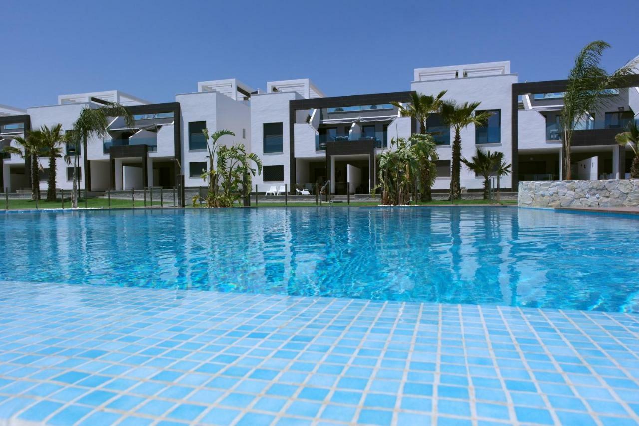 Oasis Beach IX ตอร์เรเวียคา ภายนอก รูปภาพ