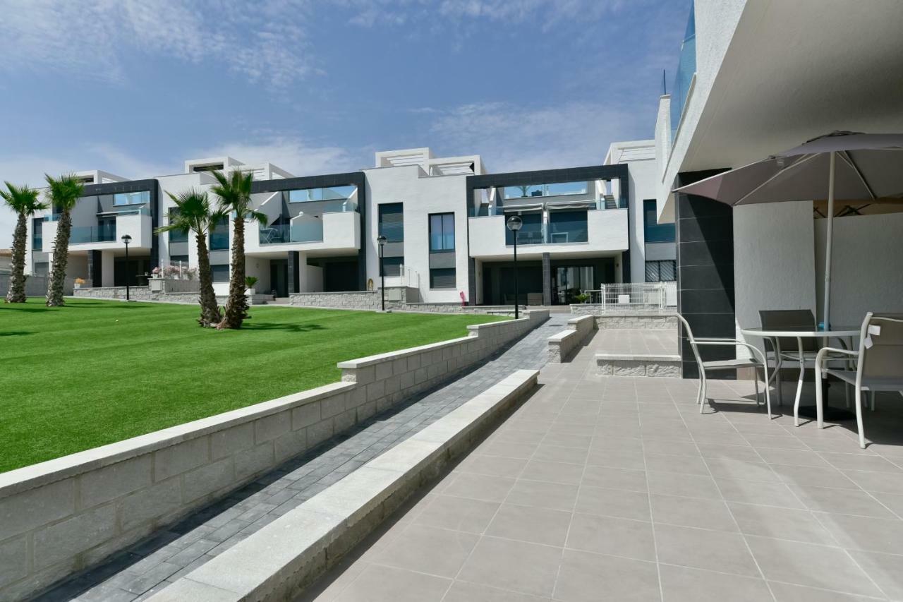 Oasis Beach IX ตอร์เรเวียคา ภายนอก รูปภาพ