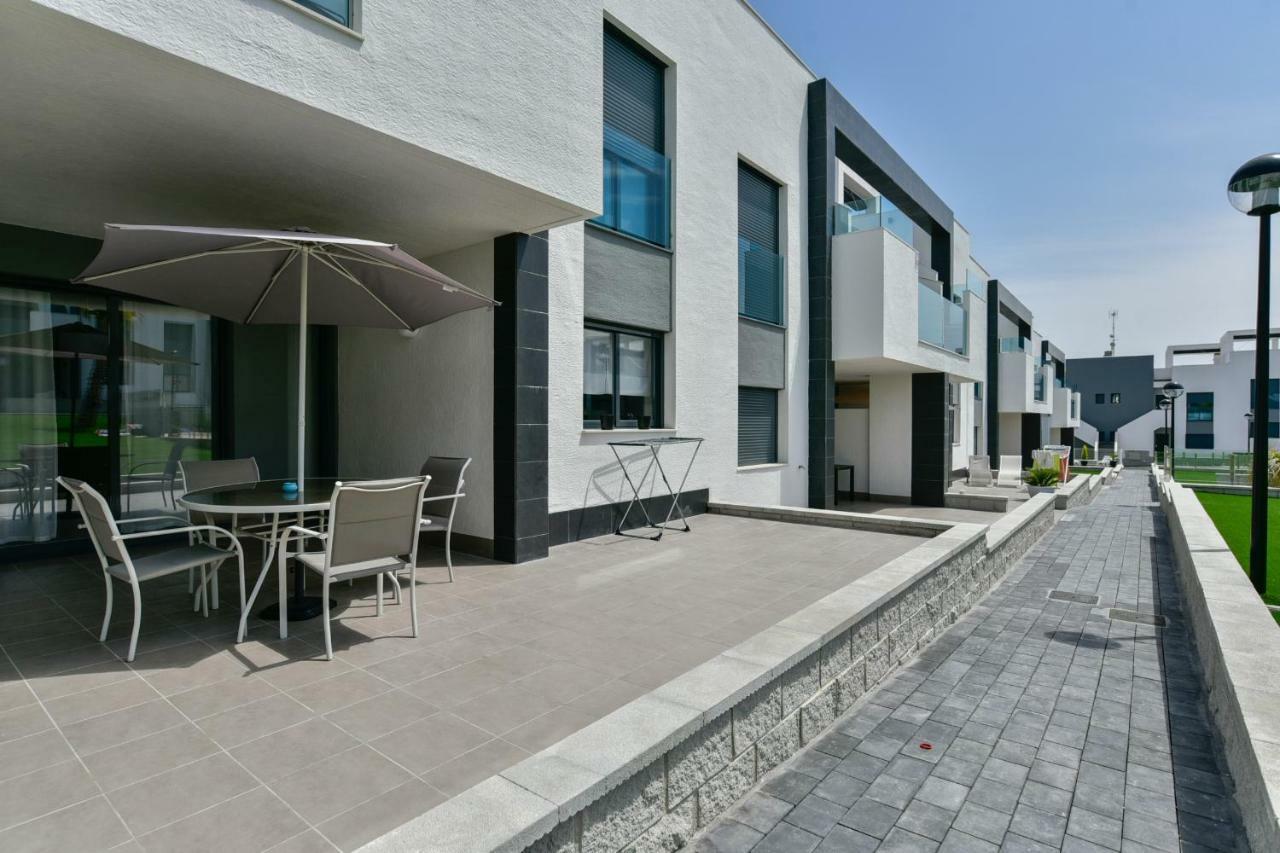 Oasis Beach IX ตอร์เรเวียคา ภายนอก รูปภาพ