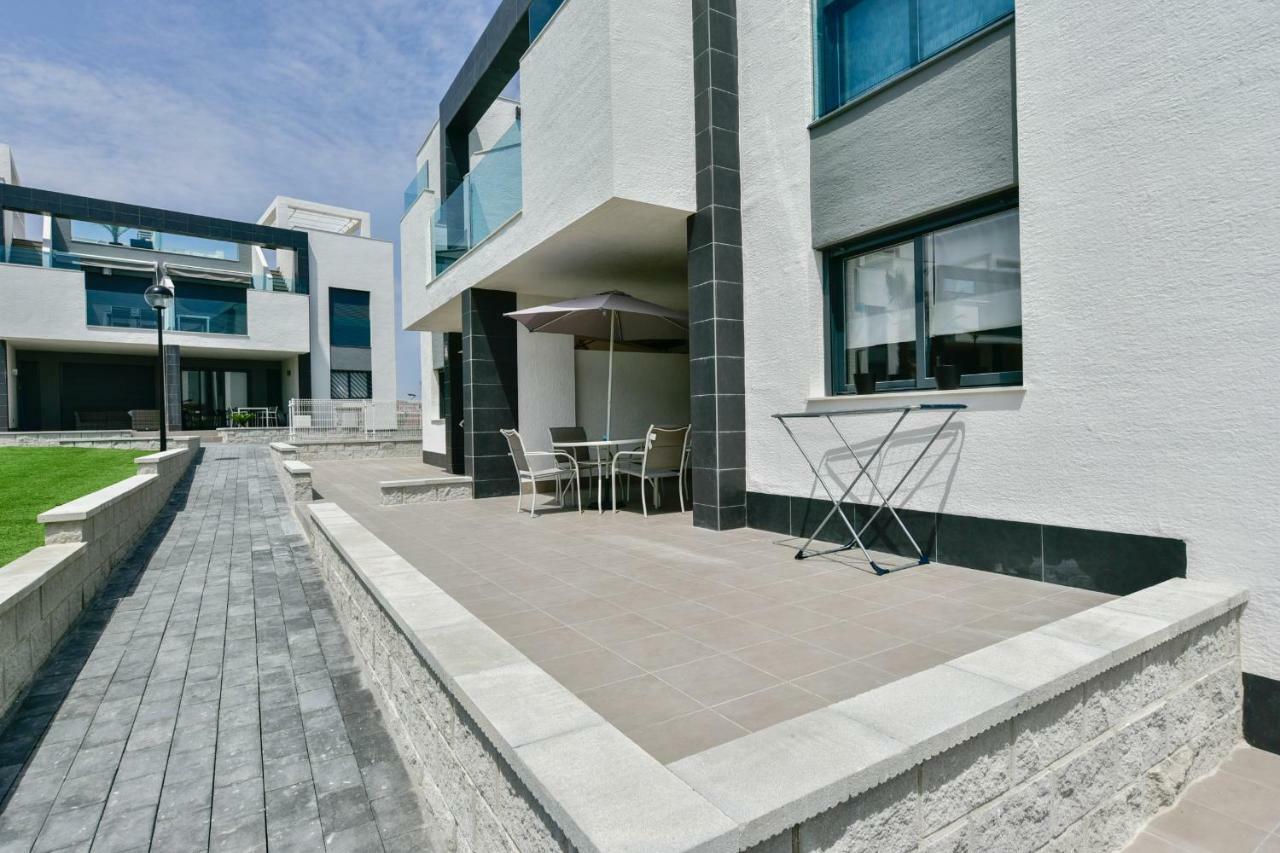 Oasis Beach IX ตอร์เรเวียคา ภายนอก รูปภาพ